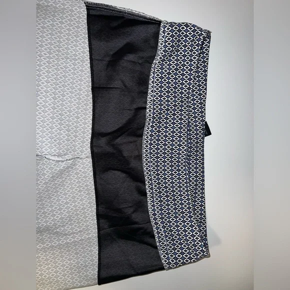 ZAC & RACHEL Stretch pants - Picture 7 of 7